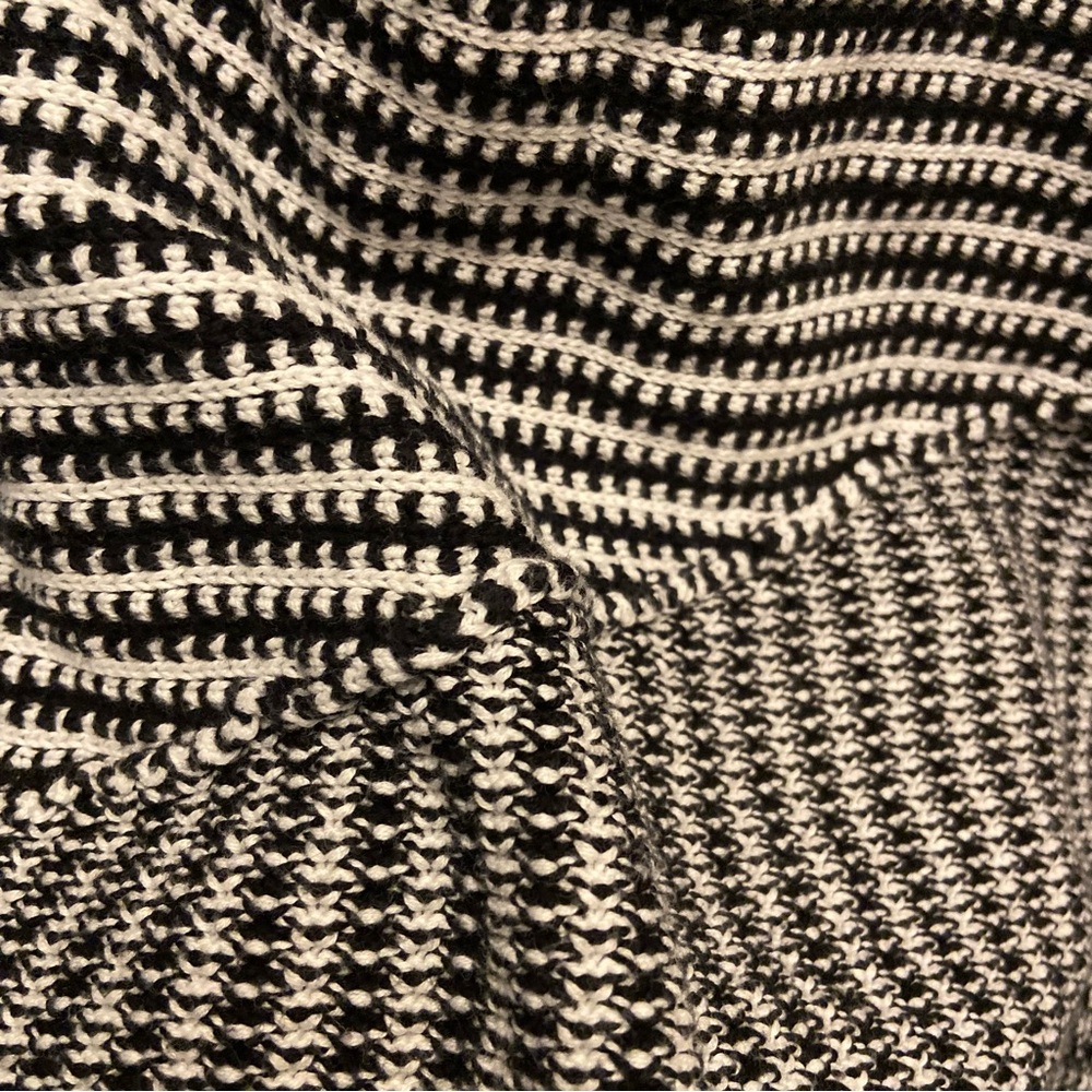 Habitat Women Cotton Woven Pullover Tunic In Black And White. - Picture 7 of 7